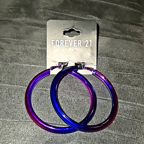 Forever 21 Womens Pierced Tortoise Pink Blue Purple Iridescent Hoop Earrings - Picture 1 of 3